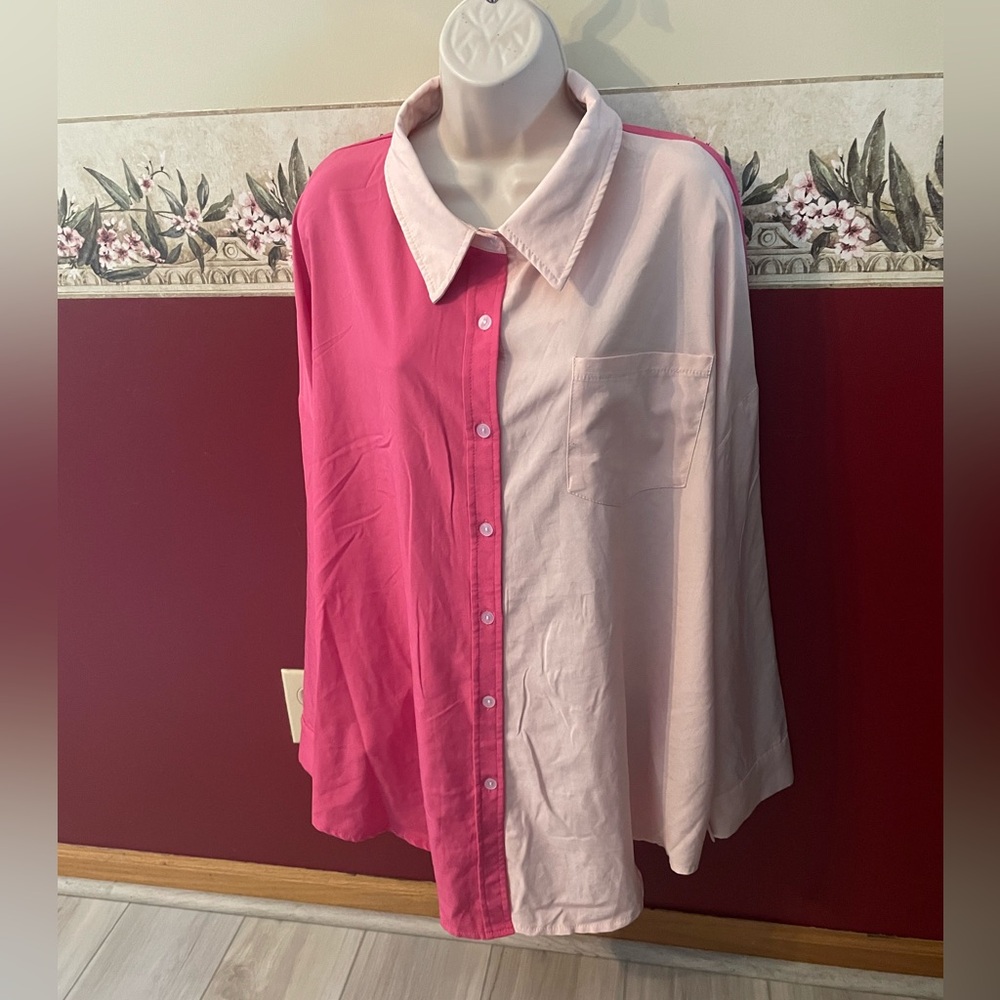 SHEIN Two-Tone Pink Button Top